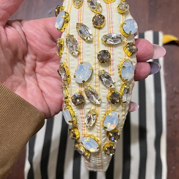 Lele Sadoughi STRIPE SEERSUCKER EMBELLISHED KNOTTED HEADBAND Blush NWT - Picture 7 of 9